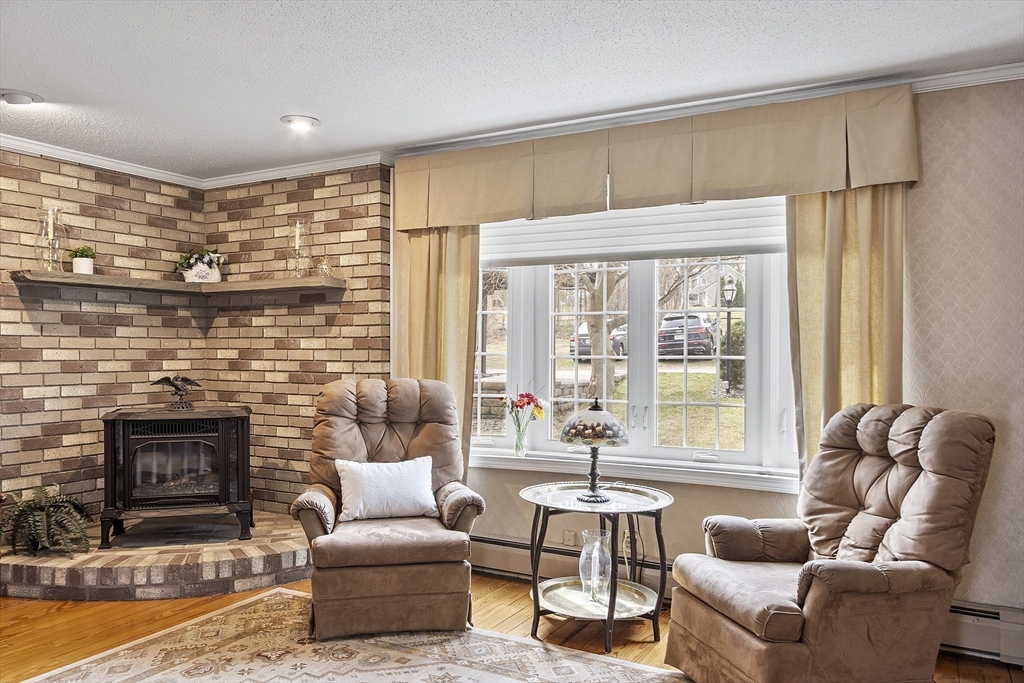 2 Bumpy Lane Methuen, MA 01844 - Photo 9 of 32