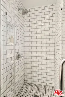 $2,399,000 | 11829 Pacific Avenue, Los Angeles, CA 90066