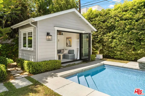 $2,399,000 | 11829 Pacific Avenue, Los Angeles, CA 90066