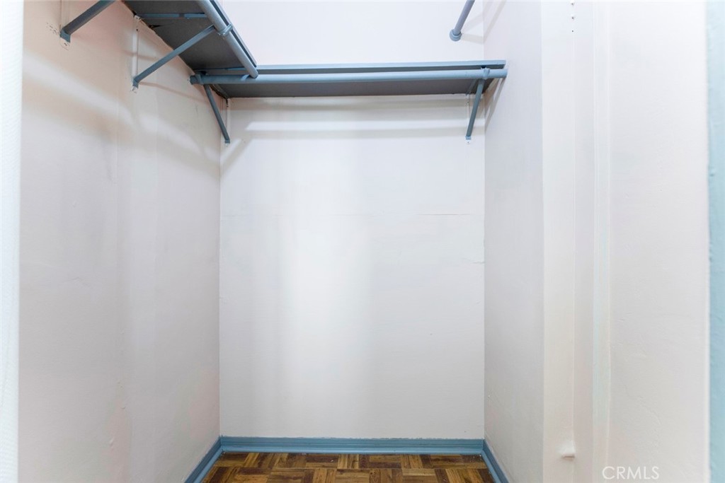 3704 3rd Avenue La Crescenta, CA 91214 - Photo 12 of 22 a view of small space