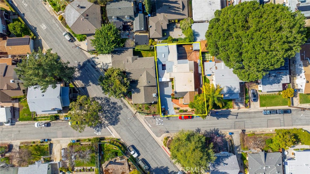 3704 3rd Avenue La Crescenta, CA 91214 - Photo 21 of 22 an aerial view of residential houses with outdoor space