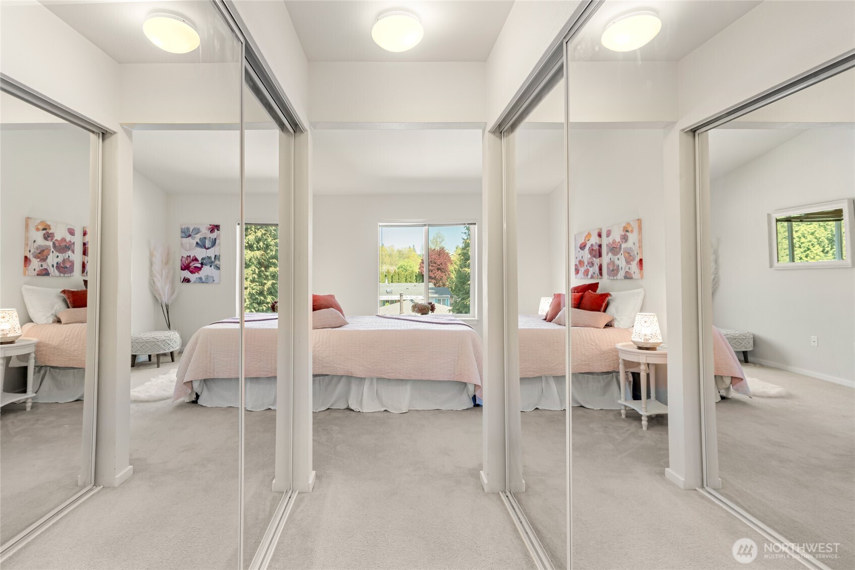 2009 196th Street Southeast, Unit E304 Bothell, WA 98012 - Photo 13 of 36 a living room with furniture and a painting on the wall