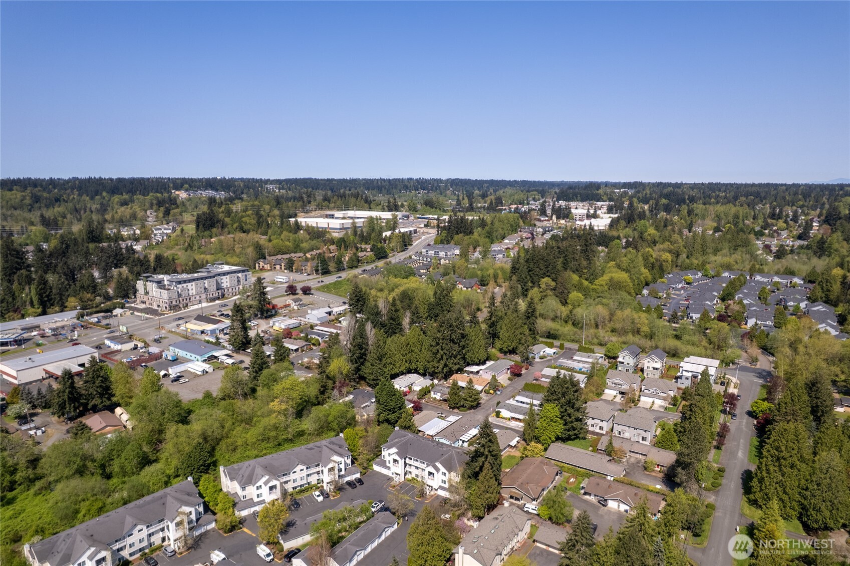 2009 196th Street Southeast, Unit E304 Bothell, WA 98012 - Photo 32 of 36 a view of lake and ocean
