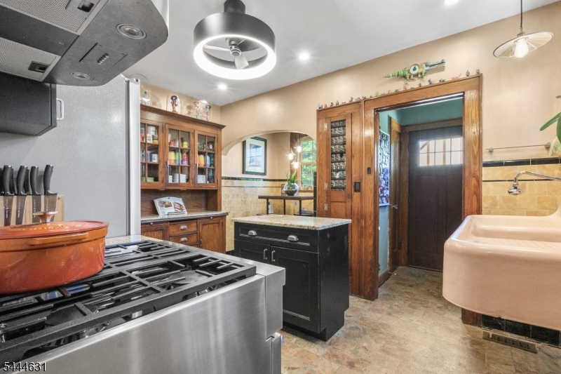 1030 Sterling Road Union, NJ 07083 - Photo 20 of 39