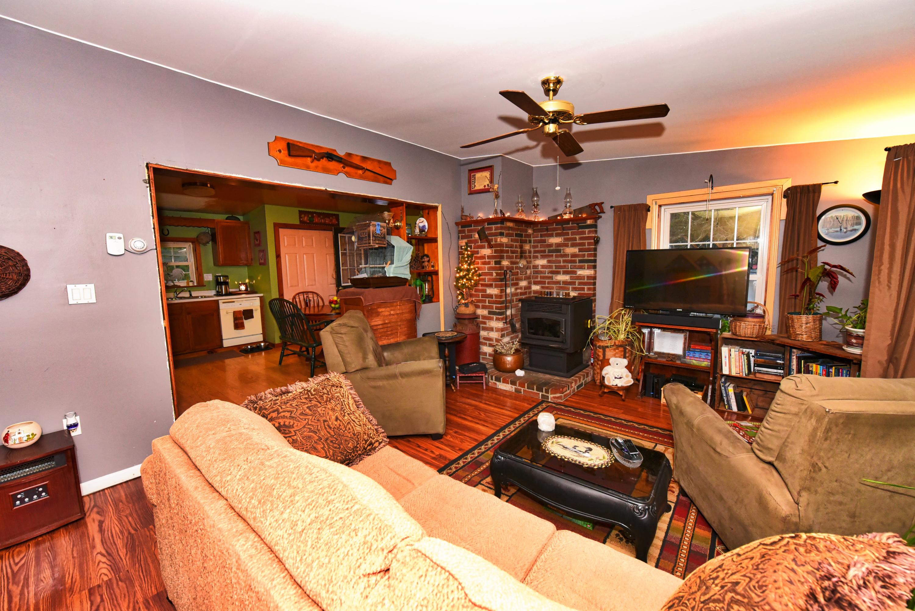 263 Wildwood Road Bridgton, ME 04009 - Photo 7 of 18 livingroom