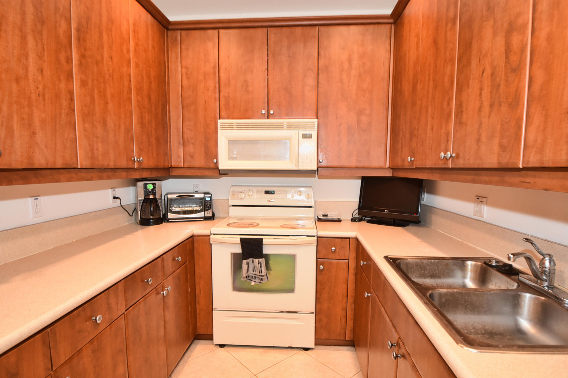 4257 East Main Street Jupiter, FL 33458 - Photo 9 of 32 DSC_9835