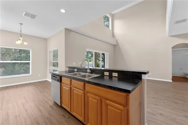 $3,000 | 9957 Portofino Drive, Orlando, FL 32832