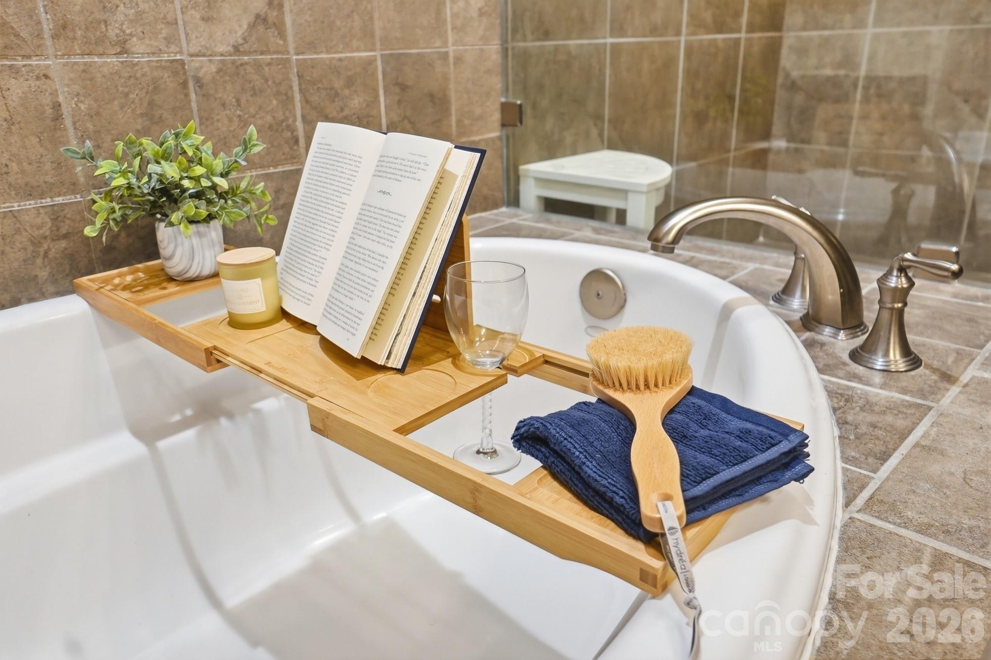 626 Queens Road, Unit 102 Charlotte, NC 28207 - Photo 31 of 48 Gallery Image 31