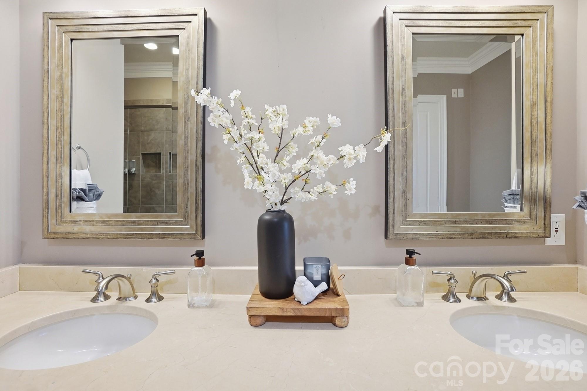 626 Queens Road, Unit 102 Charlotte, NC 28207 - Photo 33 of 48 Gallery Image 33