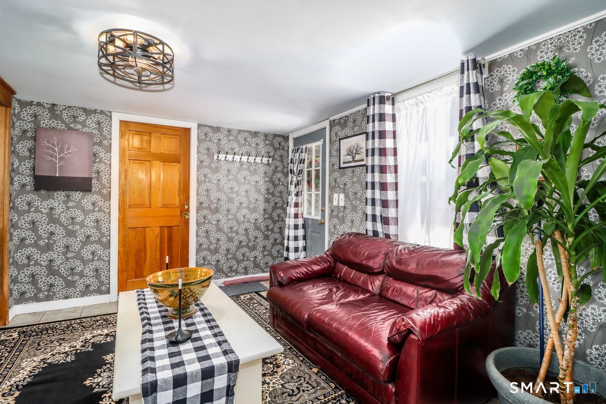 217 Forest Road North Branford, CT 06472 - Photo 11 of 26