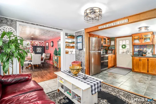 $299,000 | 217 Forest Road, Northford, CT 06472