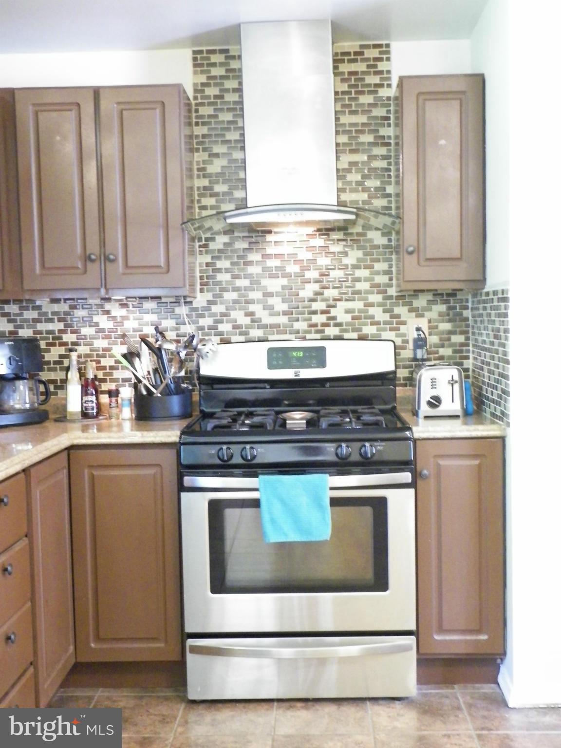 2307 Pinefield Road Waldorf, MD 20601 - Photo 12 of 30 Kitchen