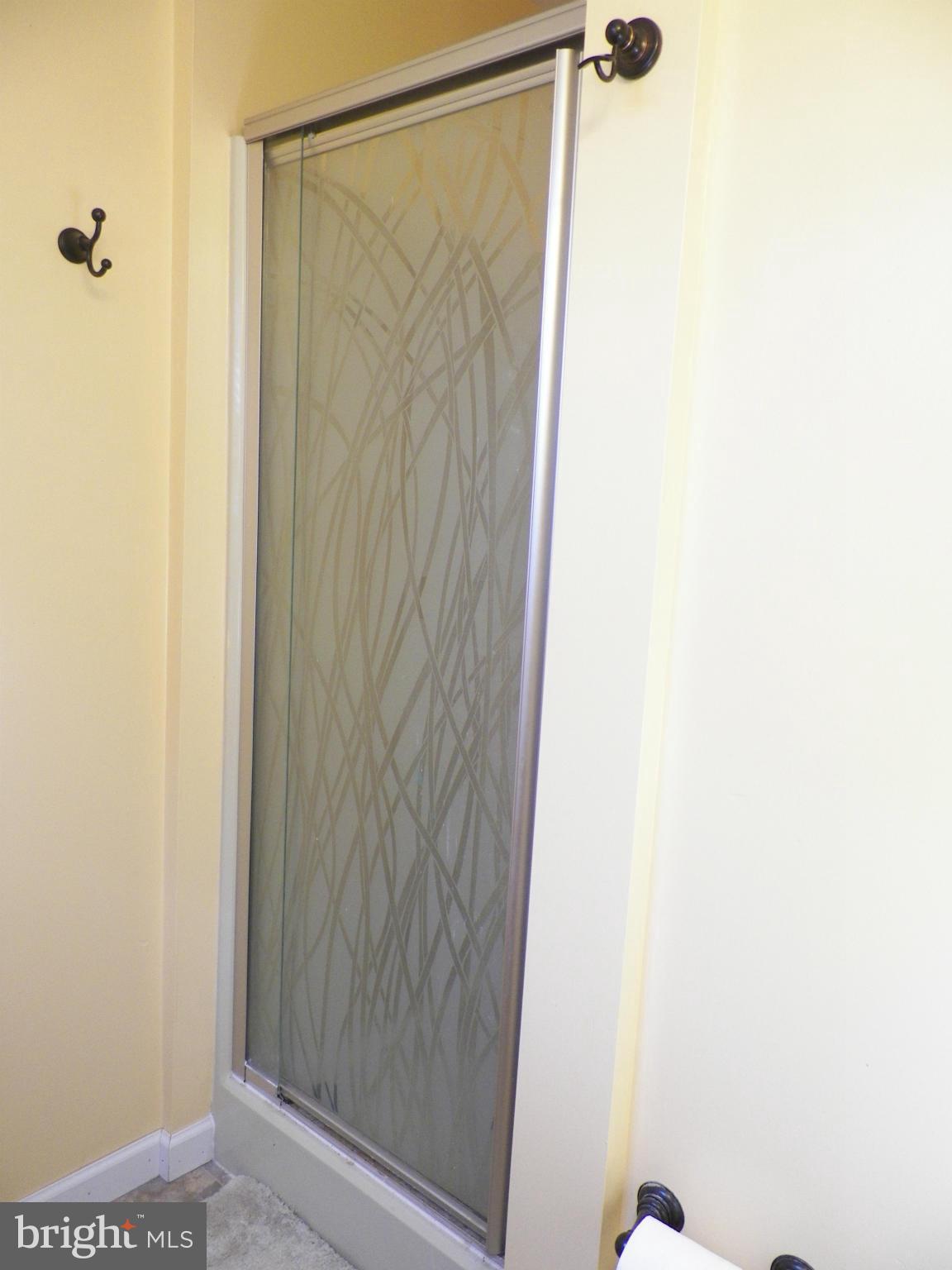 2307 Pinefield Road Waldorf, MD 20601 - Photo 14 of 30 Bath (Master)