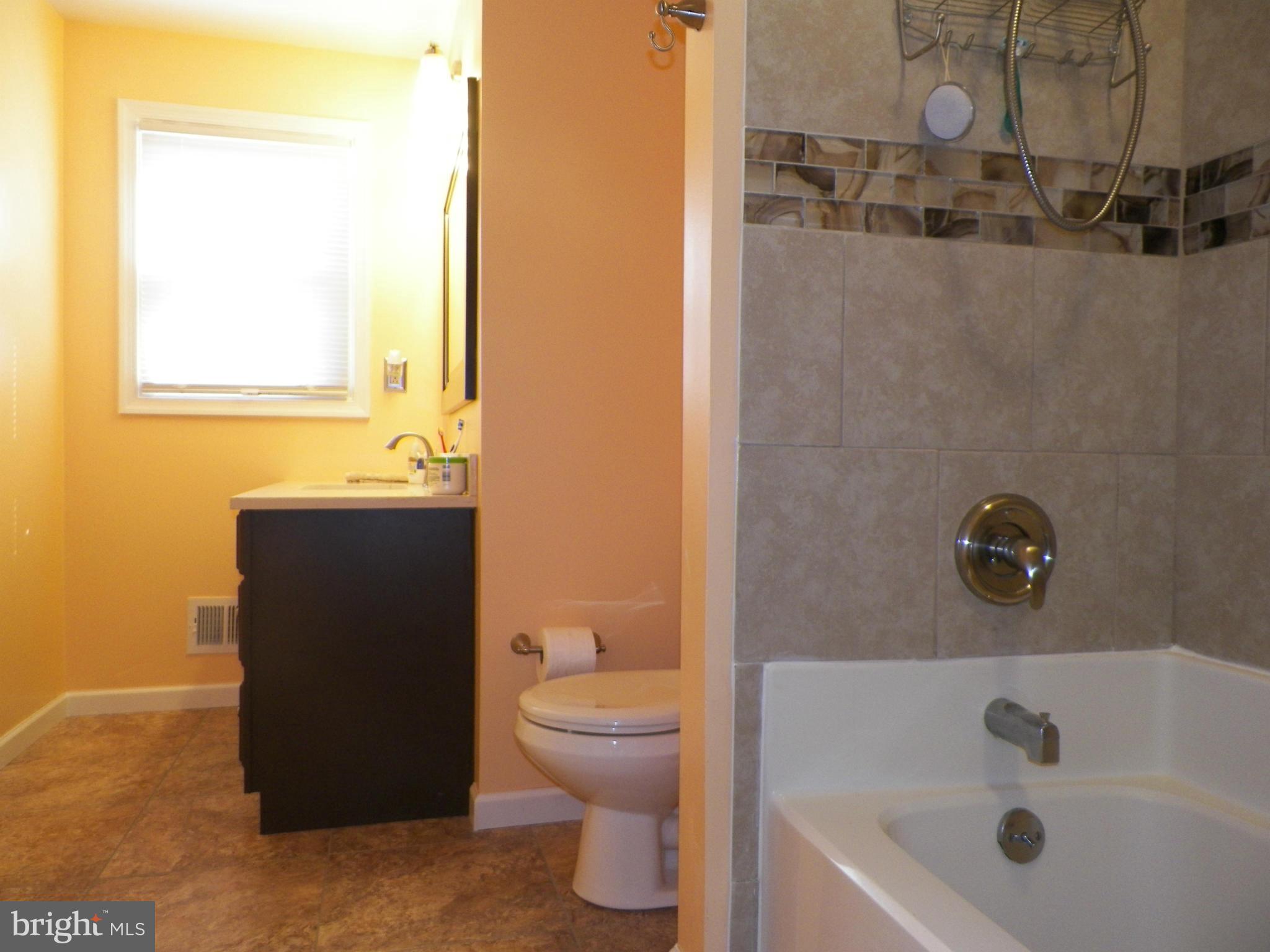 2307 Pinefield Road Waldorf, MD 20601 - Photo 7 of 30 Bath