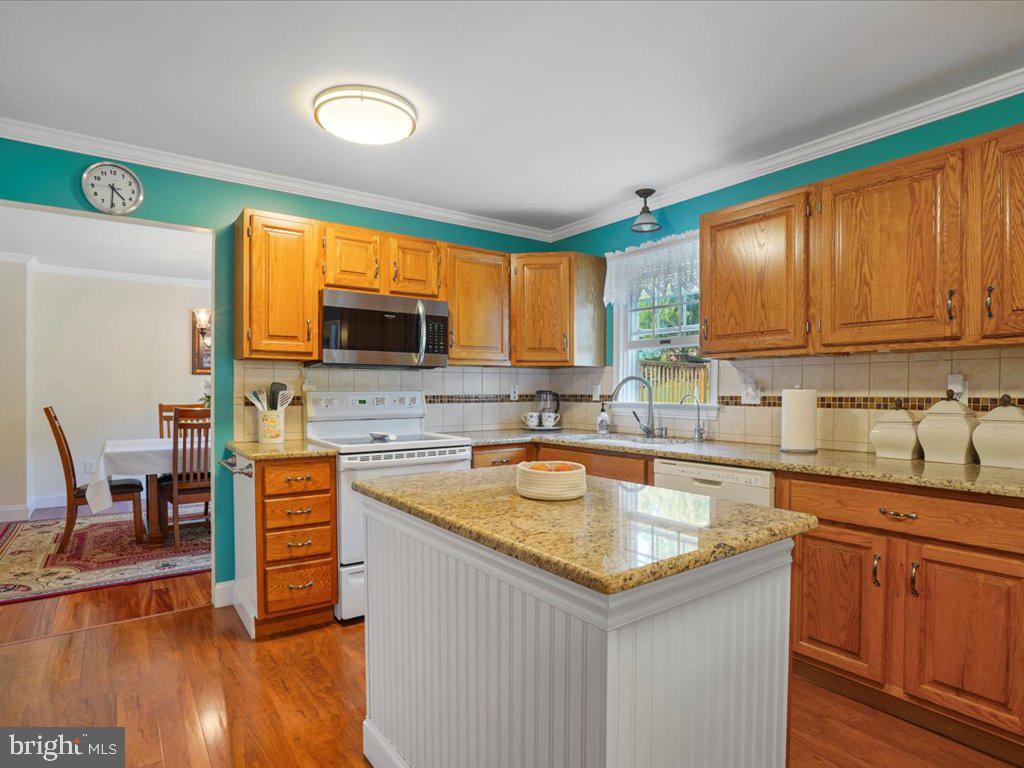 213 Weaver Drive Lititz, PA 17543 - Photo 11 of 48 Gallery Image 11