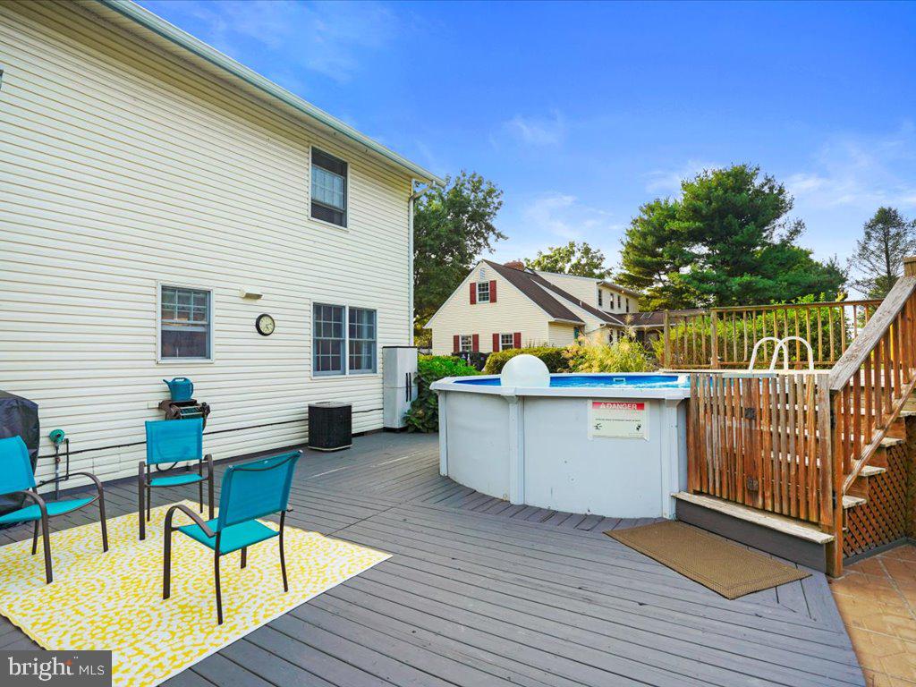 213 Weaver Drive Lititz, PA 17543 - Photo 33 of 48 Gallery Image 33