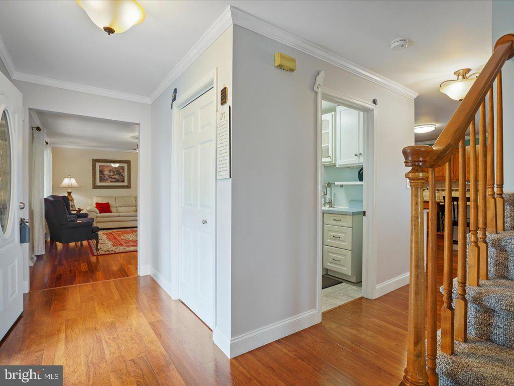 213 Weaver Drive Lititz, PA 17543 - Photo 8 of 48 Gallery Image 8