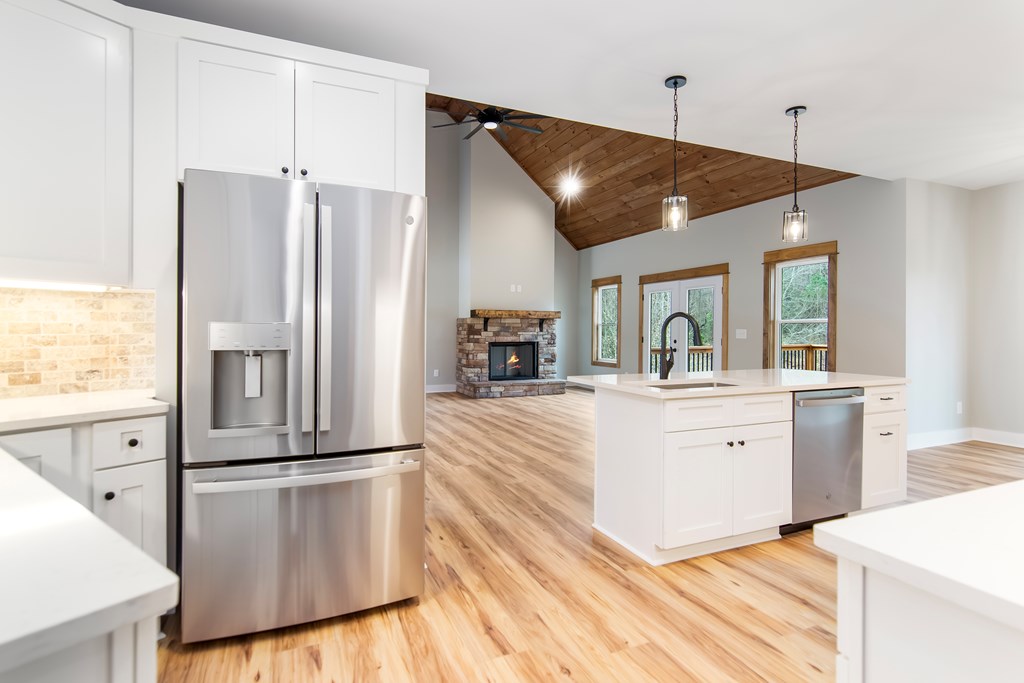 2106 Yukon Road Ellijay, GA 30536 - Photo 9 of 43 Gallery Image 9