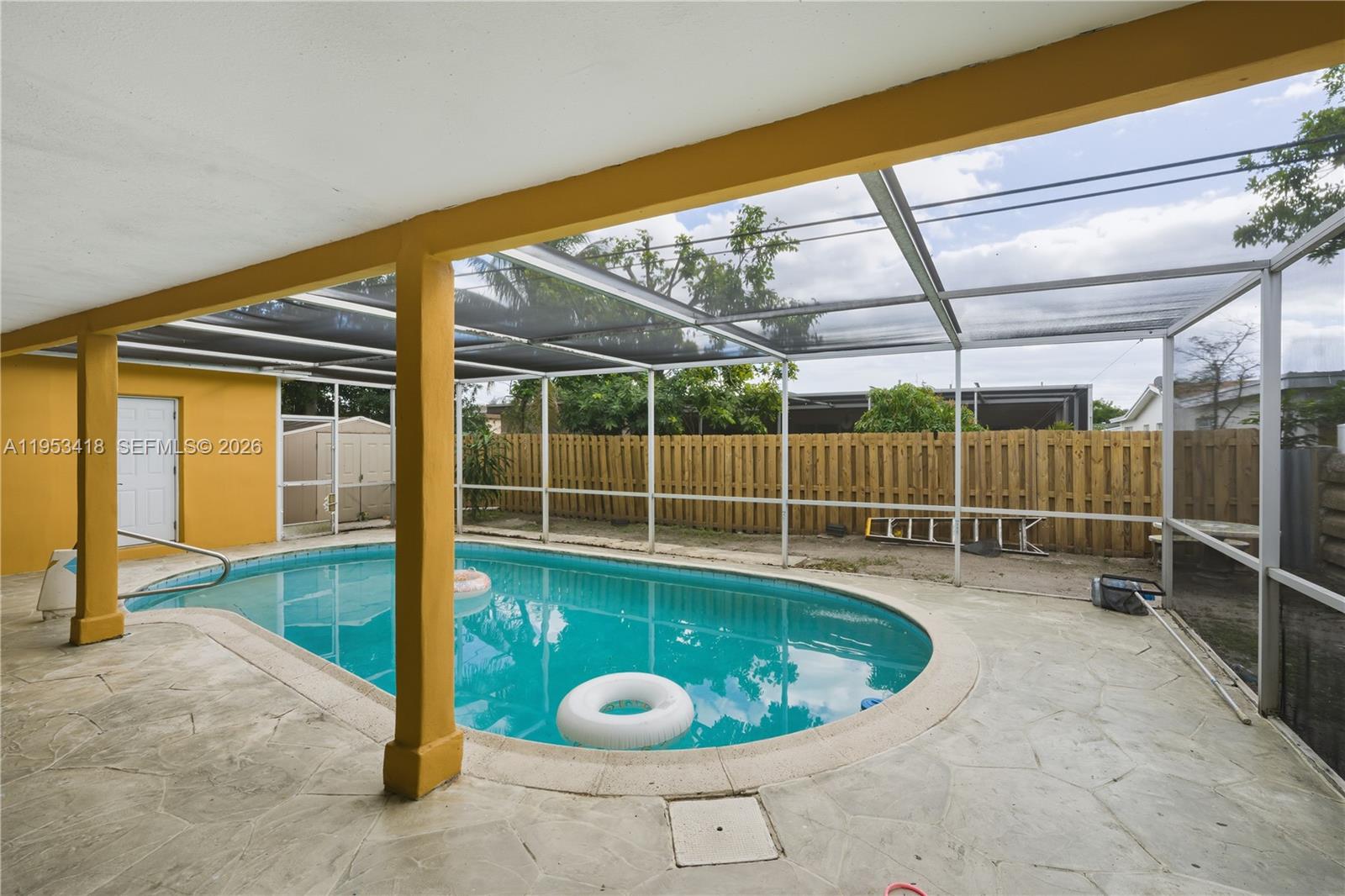 7630 Embassy Boulevard Miramar, FL 33023 - Photo 6 of 17 a view of a indoor basketball court