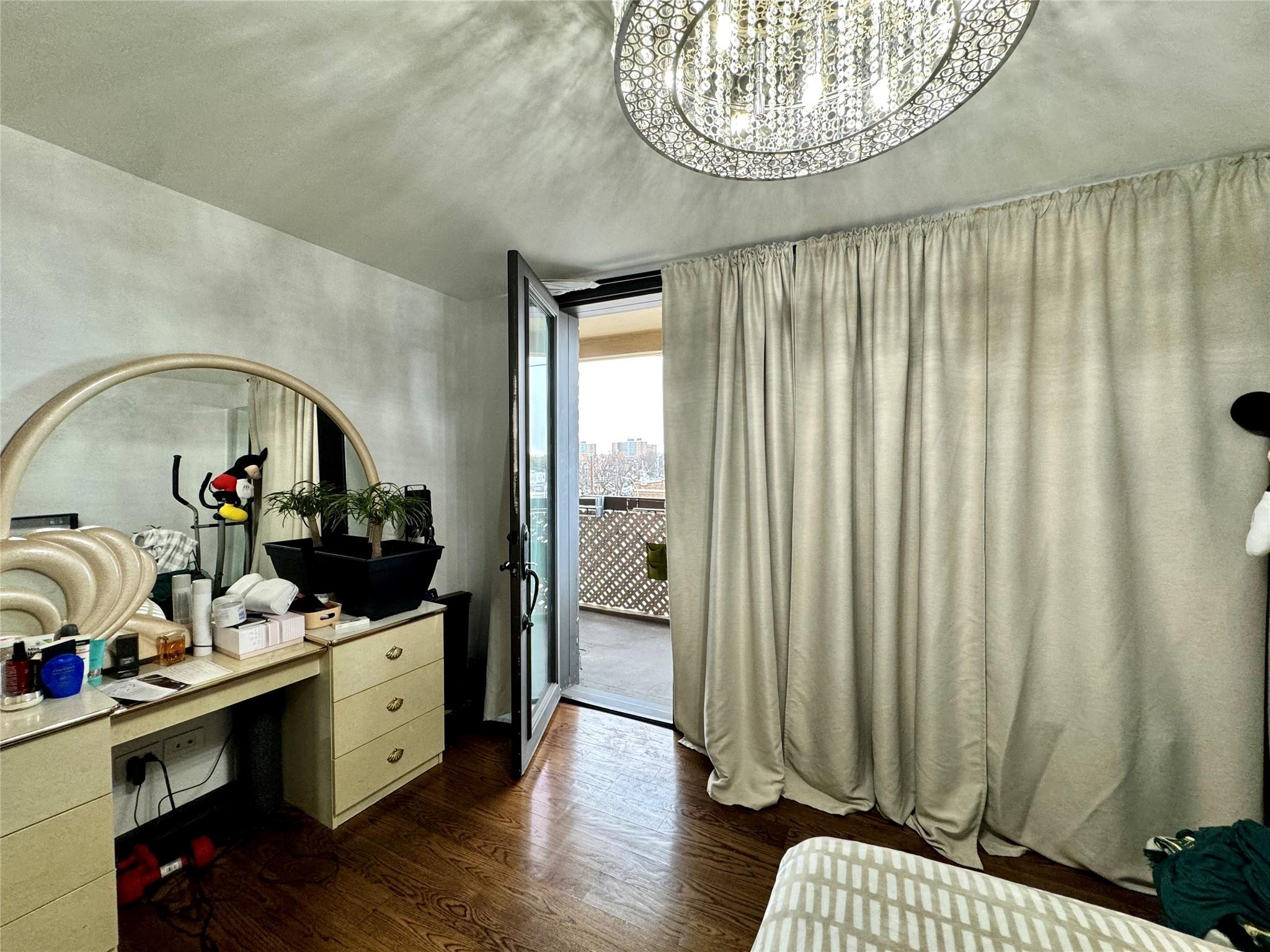 2121 Shore Parkway, Unit 4P Brooklyn, NY 11214 - Photo 6 of 20 a very nice looking room with many windows and furniture