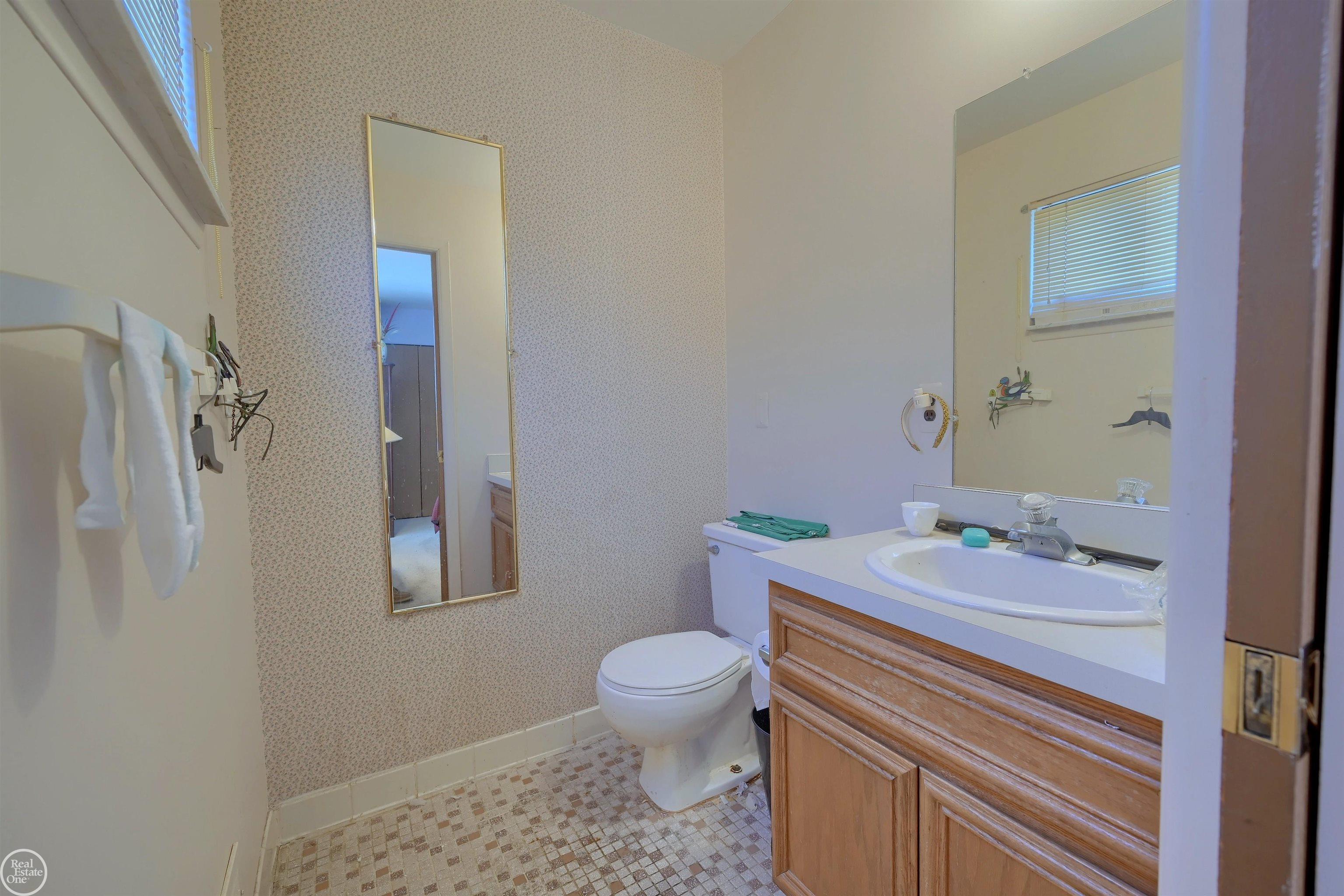 704 Dressler Lane Rochester Hills, MI 48307 - Photo 12 of 26