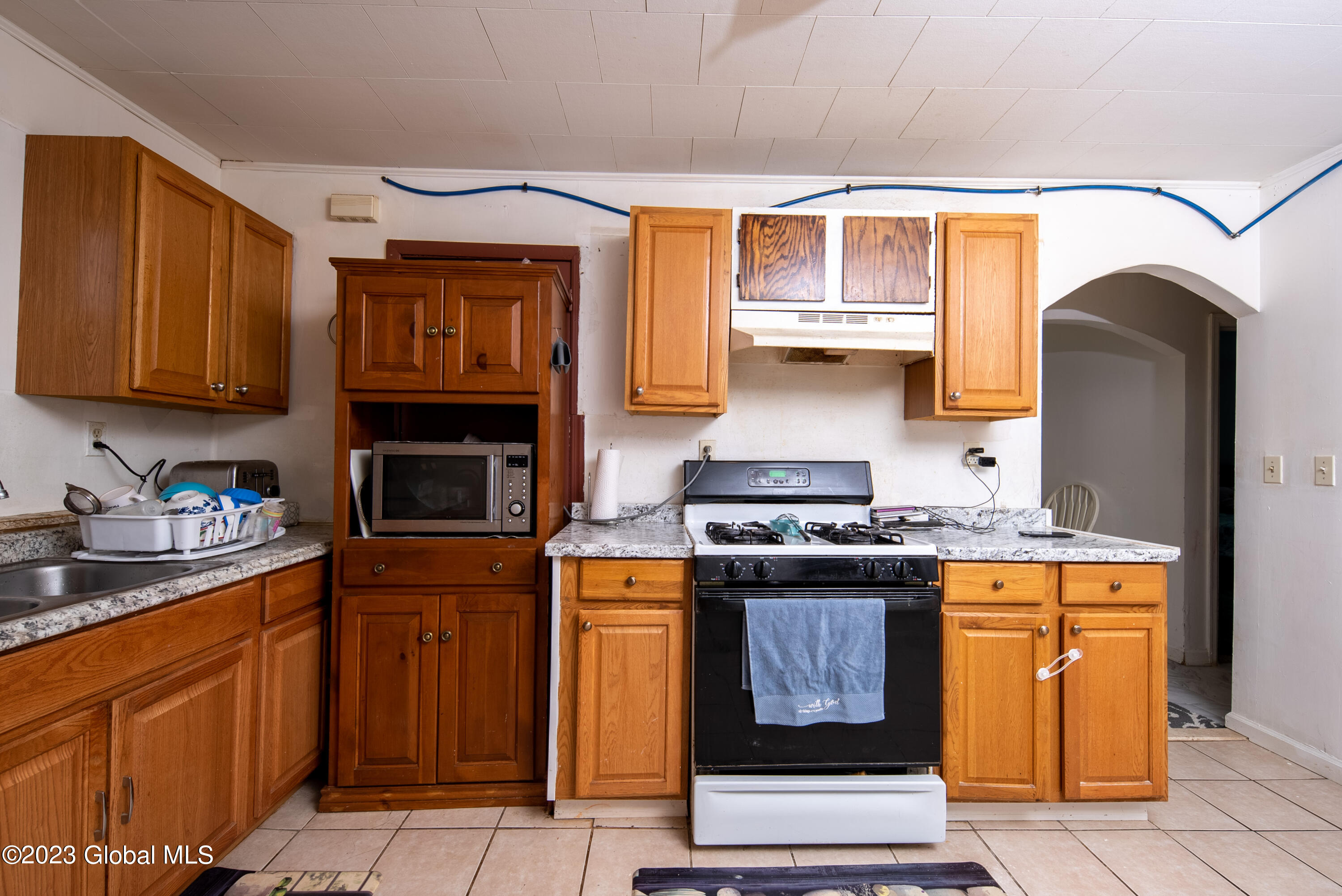 785 Troy Schenectady Road Colonie, NY 12110 - Photo 12 of 24 016
