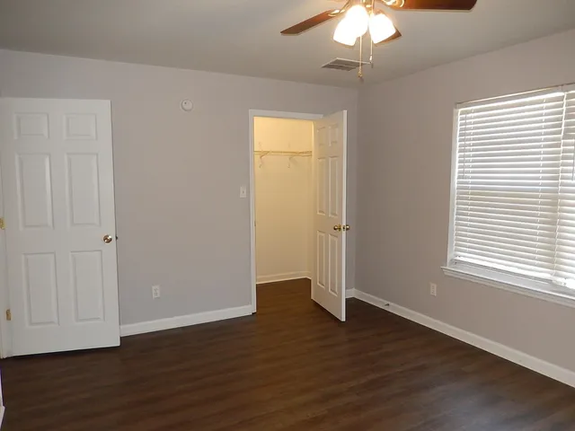 $1,450 | 3100 Dian Road, Unit 205, Tallahassee, FL 32304