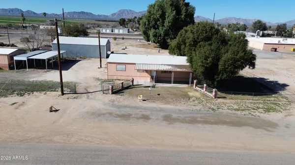 $520,000 | 70935 Date Street, Wenden, AZ 85357