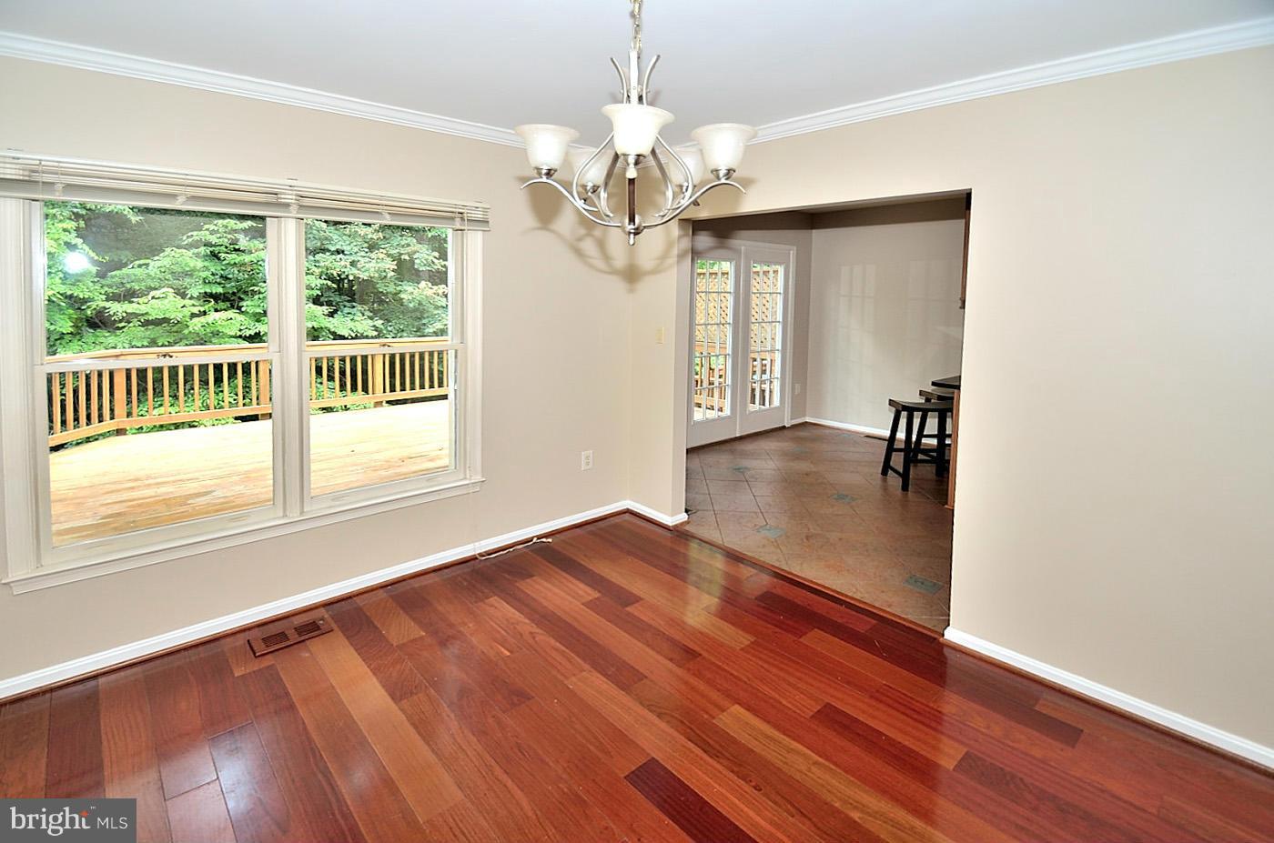 7290 Olde Lantern Way Springfield, VA 22152 - Photo 4 of 21 Dining Room