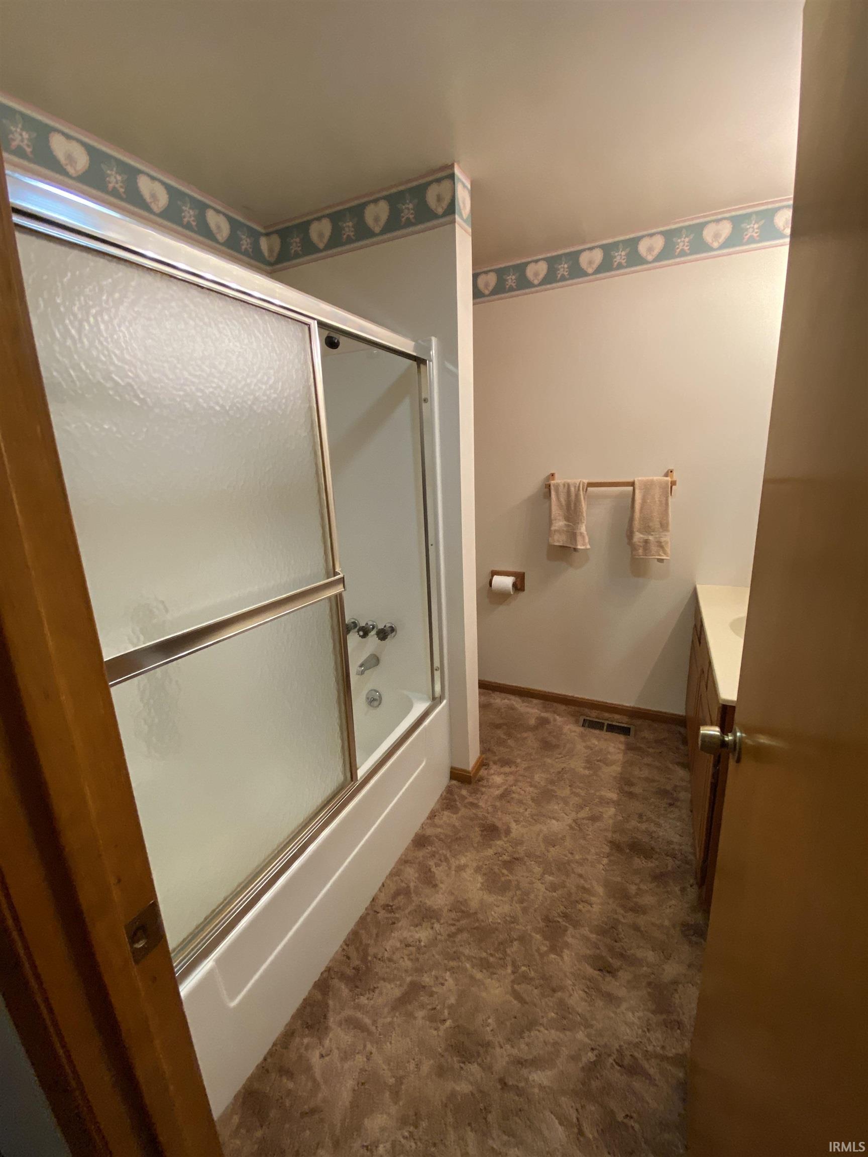 10141 Denzer Road Evansville, IN 47720 - Photo 18 of 36 Gallery Image 18