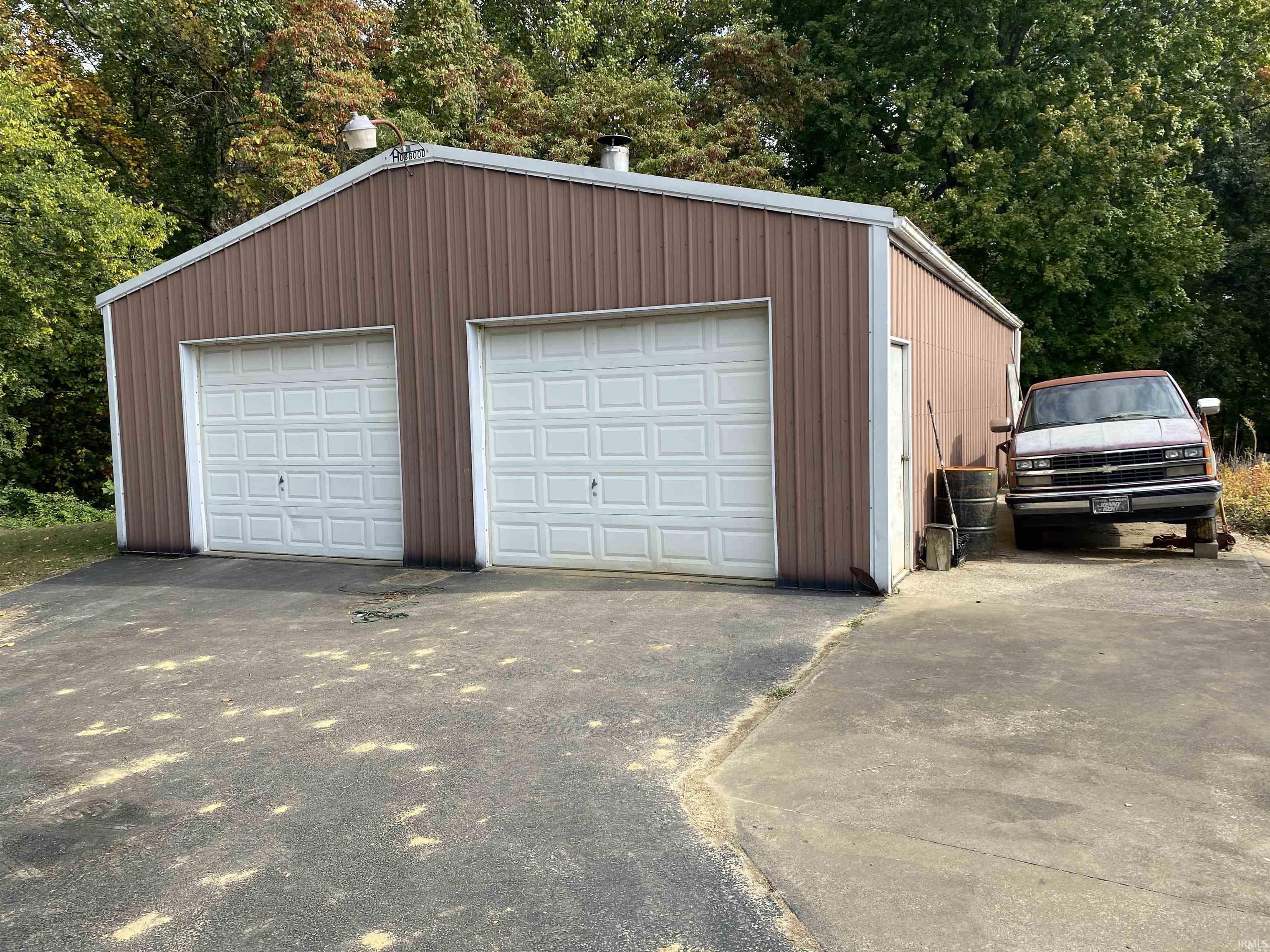 10141 Denzer Road Evansville, IN 47720 - Photo 4 of 36 Gallery Image 4