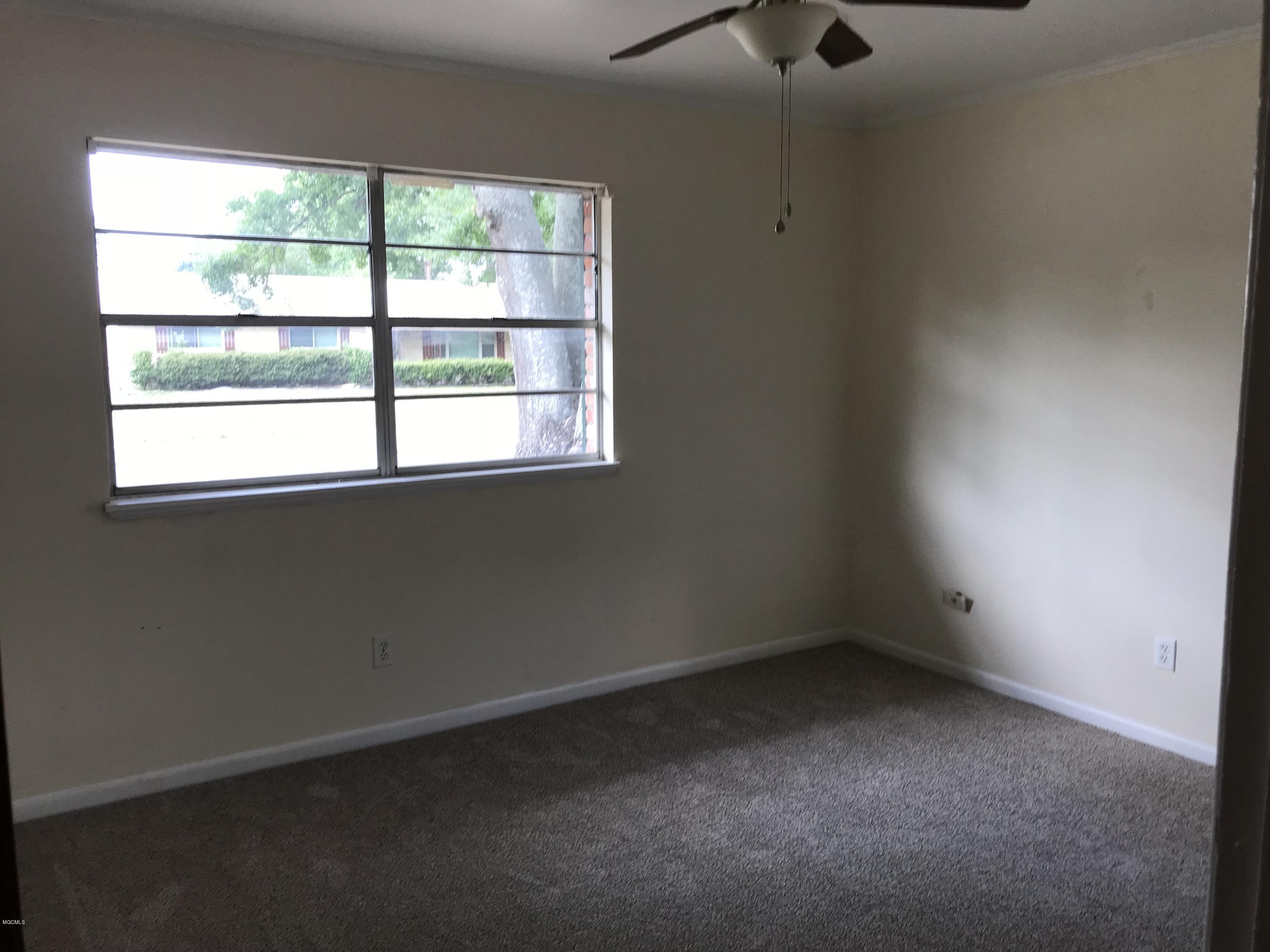2511 Orleans Road Biloxi, MS 39531 - Photo 15 of 26 IMG_0869