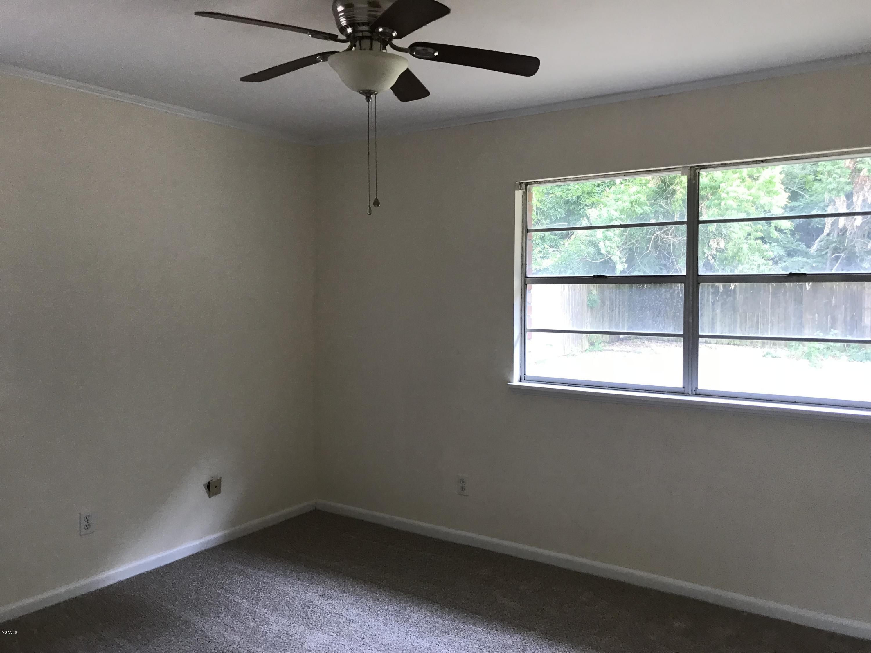 2511 Orleans Road Biloxi, MS 39531 - Photo 18 of 26 IMG_8190