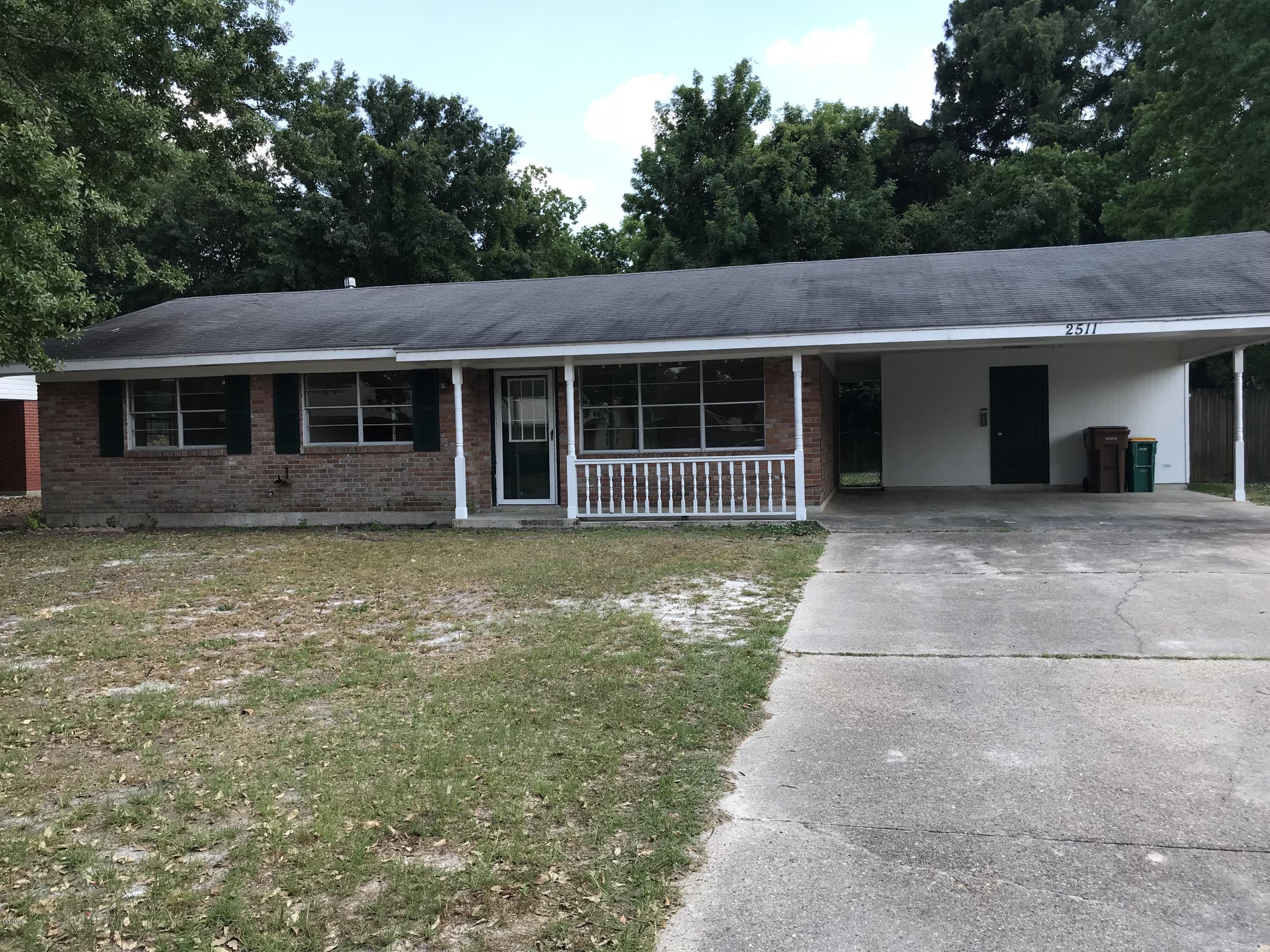 2511 Orleans Road Biloxi, MS 39531 - Photo 4 of 26 IMG_6087