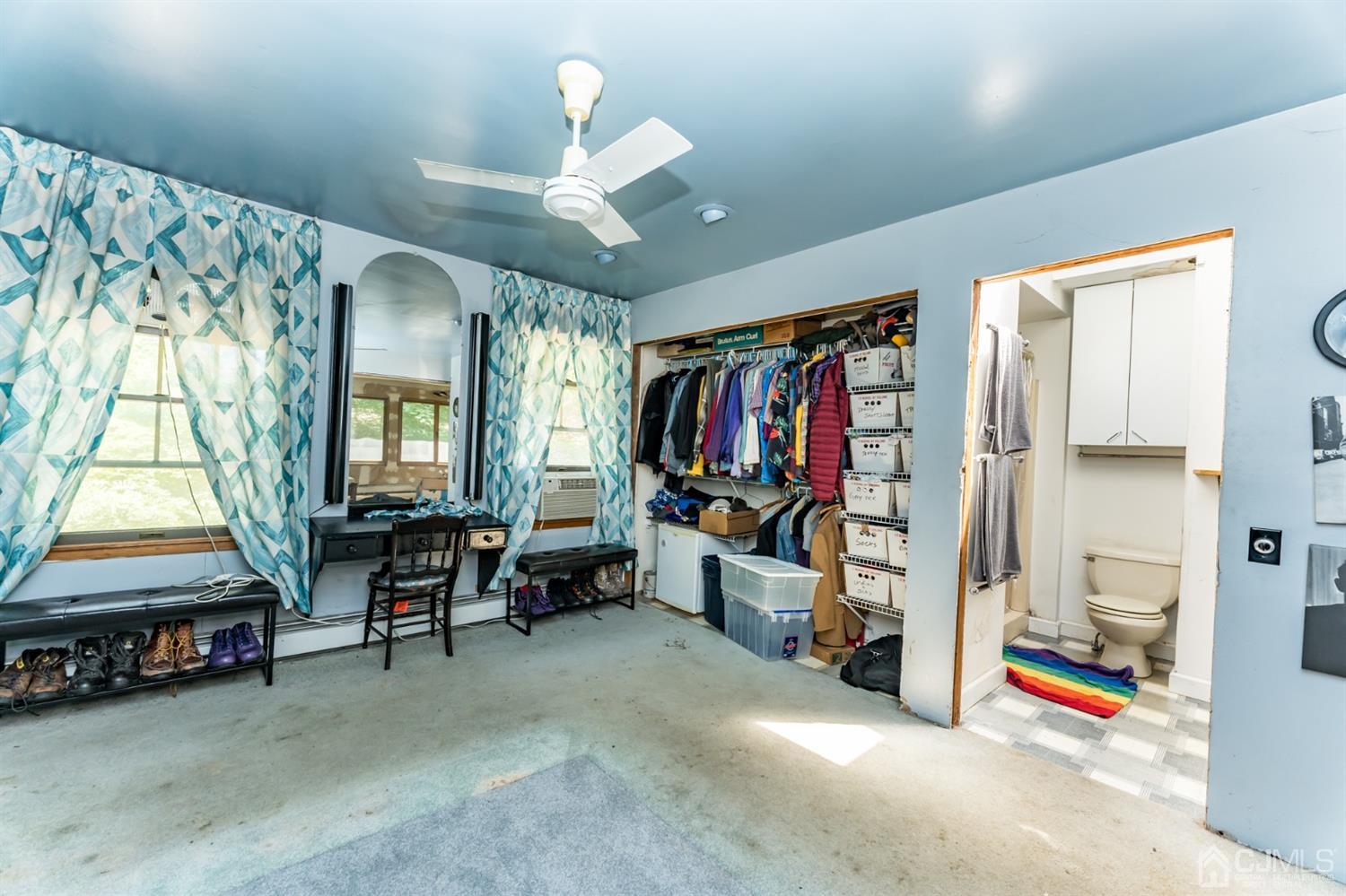 19 Russling Road Hackettstown, NJ 07840 - Photo 20 of 27 a view of a room with gym equipment