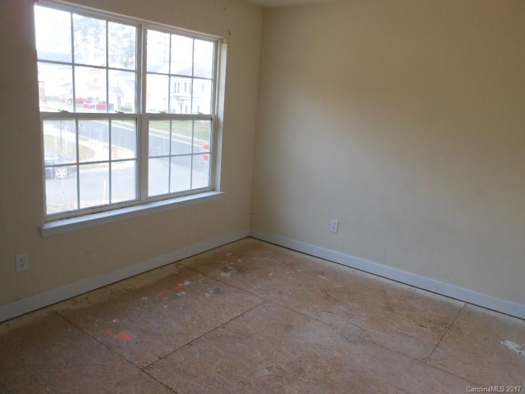 1003 Korp Road Charlotte, NC 28216 - Photo 8 of 14