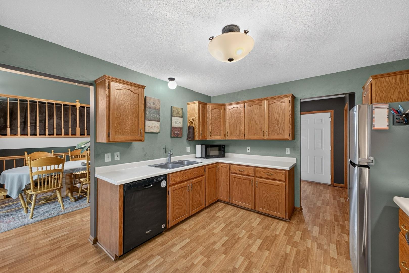 4022 Villa Road Northwest Rochester, MN 55901 - Photo 5 of 39