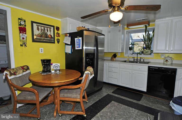 43600 Hay Road Ashburn, VA 20147 - Photo 18 of 26 Kitchen