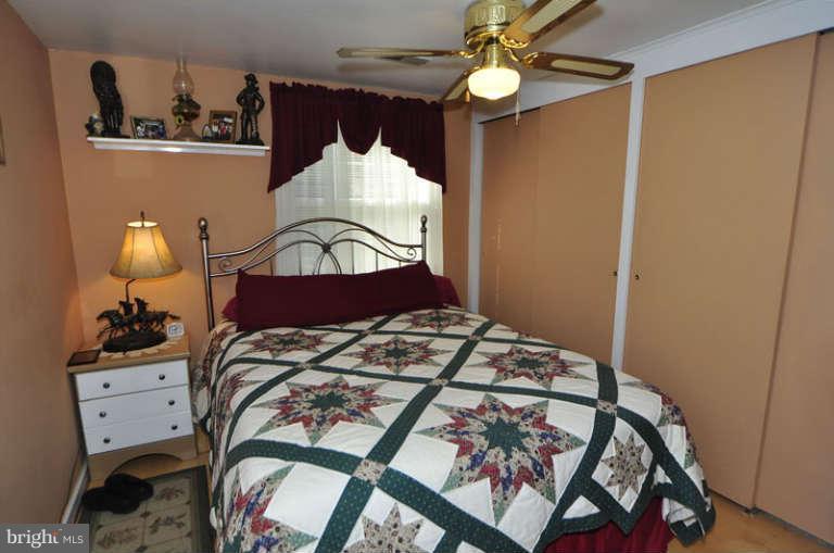43600 Hay Road Ashburn, VA 20147 - Photo 23 of 26 Bedroom