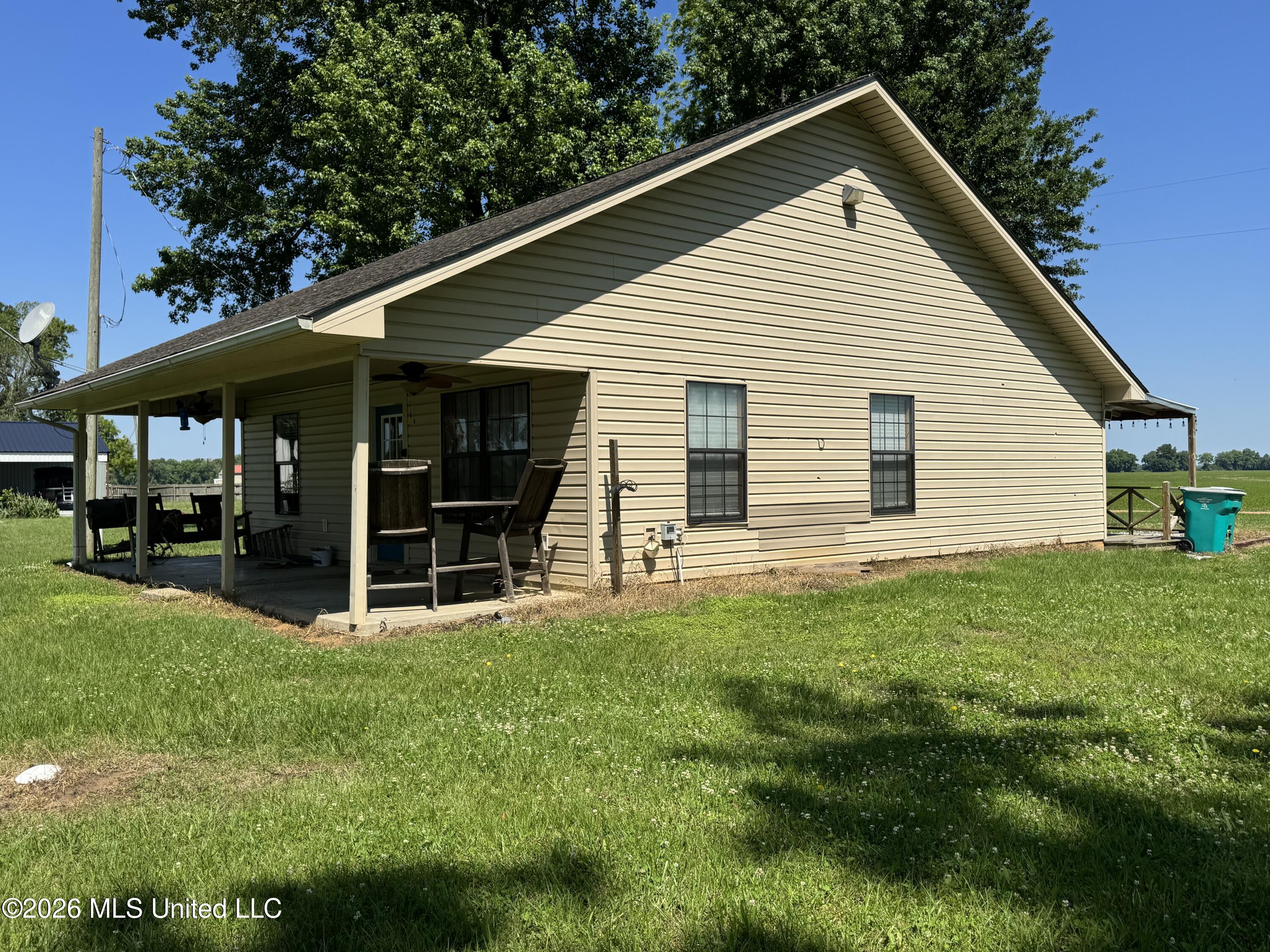 1727 Church Road Jonesville, LA 71343 - Photo 4 of 35 IMG_1217
