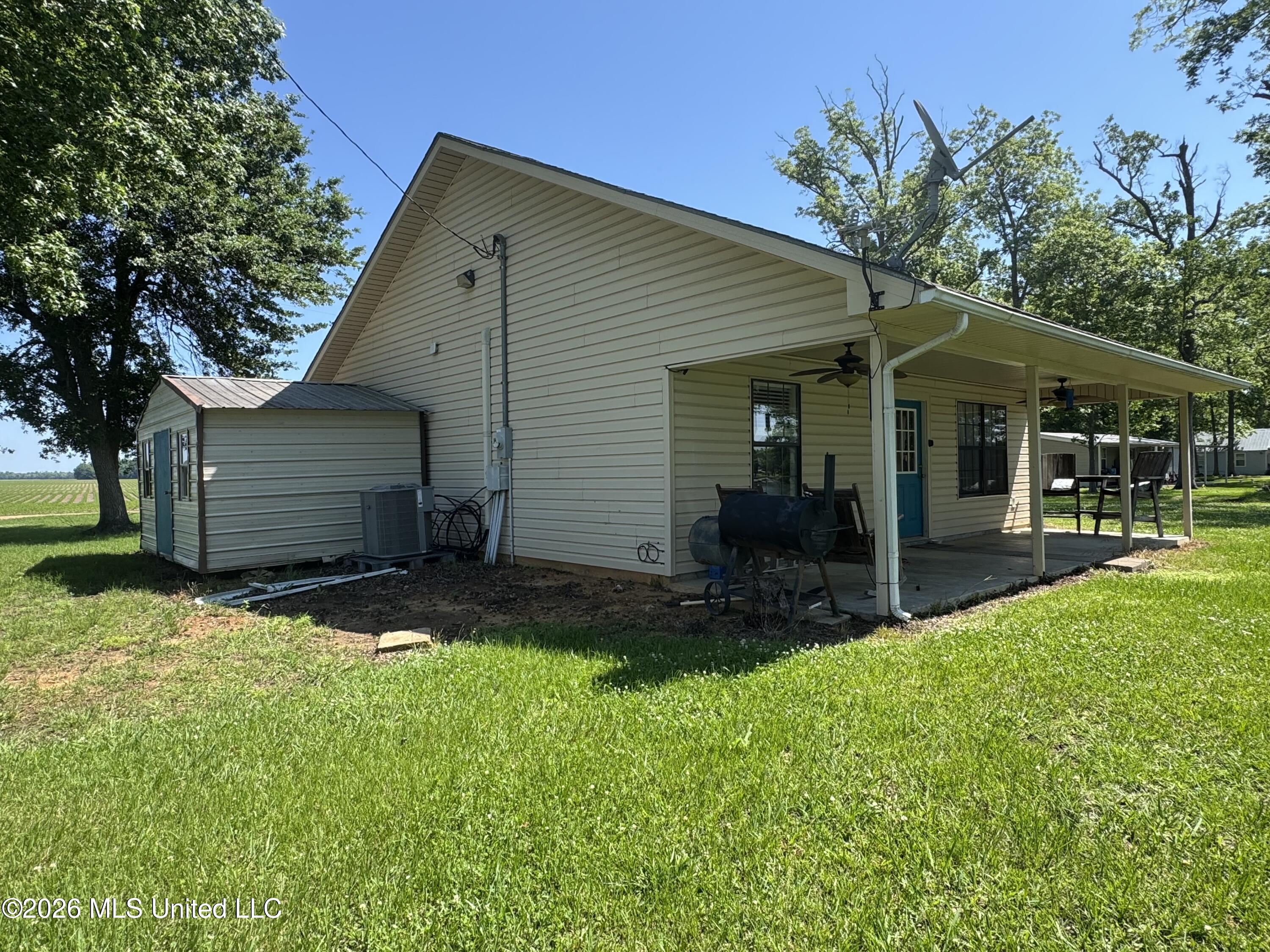 1727 Church Road Jonesville, LA 71343 - Photo 6 of 35 IMG_1219