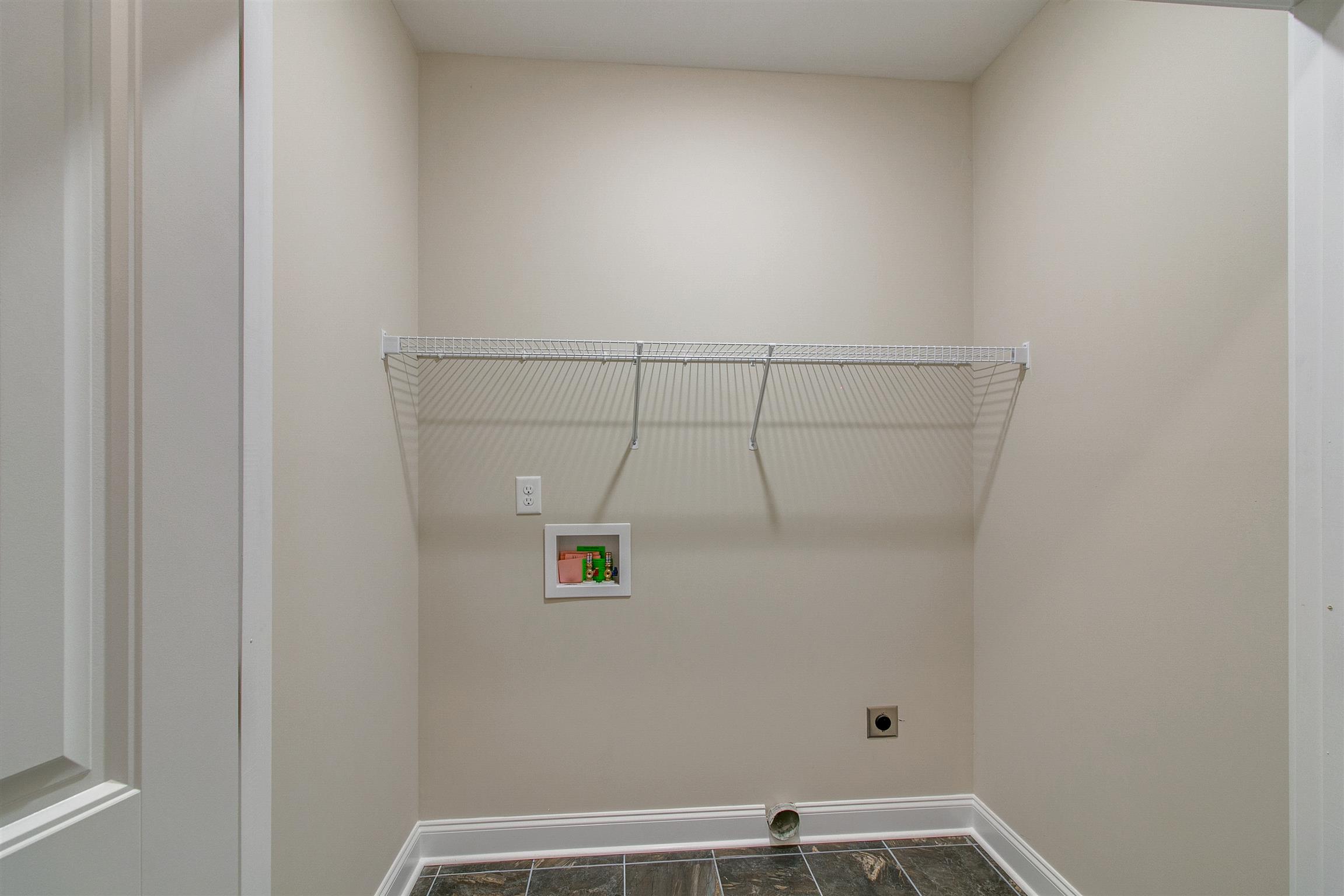 3548 Drake Road Adams, TN 37010 - Photo 15 of 30 a view of small space
