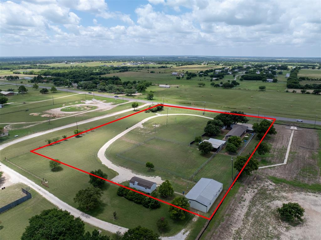 5327 Old Lorena Road Lorena, TX 76655 - Photo 2 of 34
