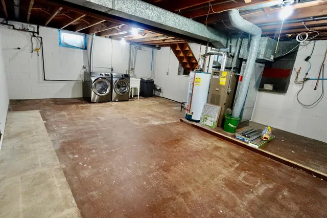 $370,000 | 2701 Gerald Avenue, North St. Paul, MN 55109