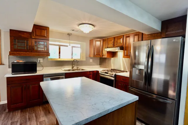 $370,000 | 2701 Gerald Avenue, North St. Paul, MN 55109