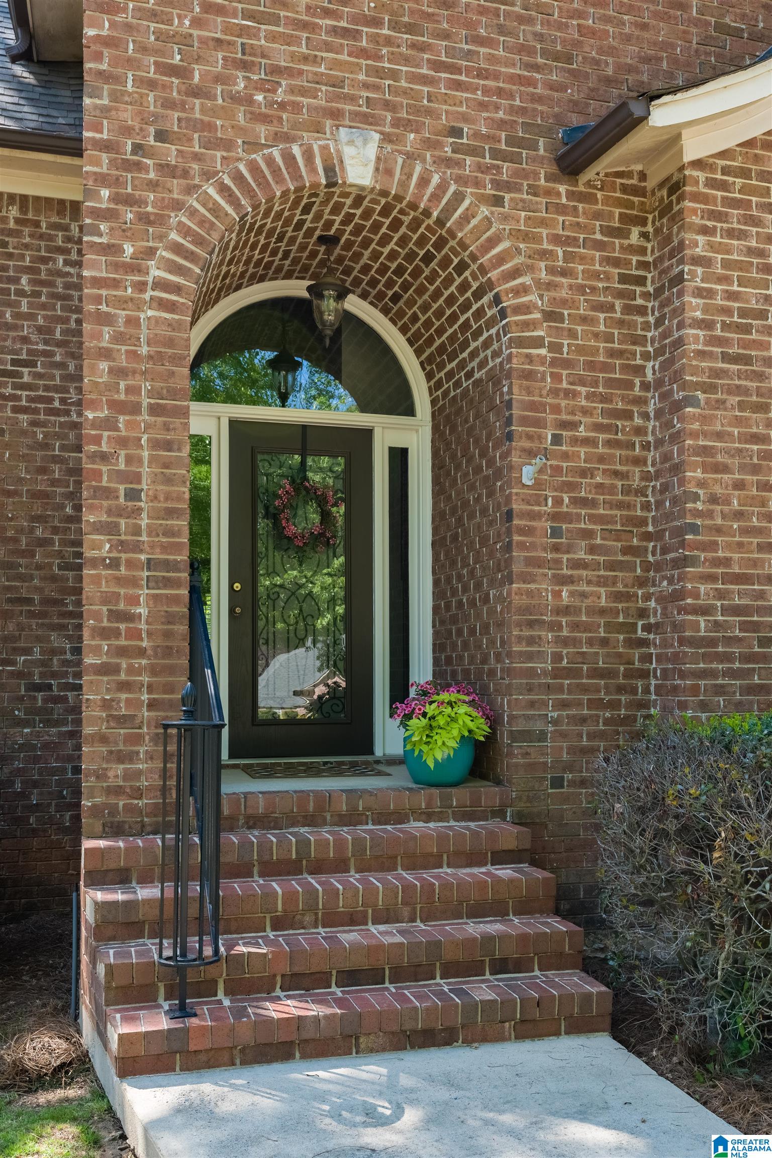 145 Lake Forest Way Alabaster, AL 35114 - Photo 4 of 33