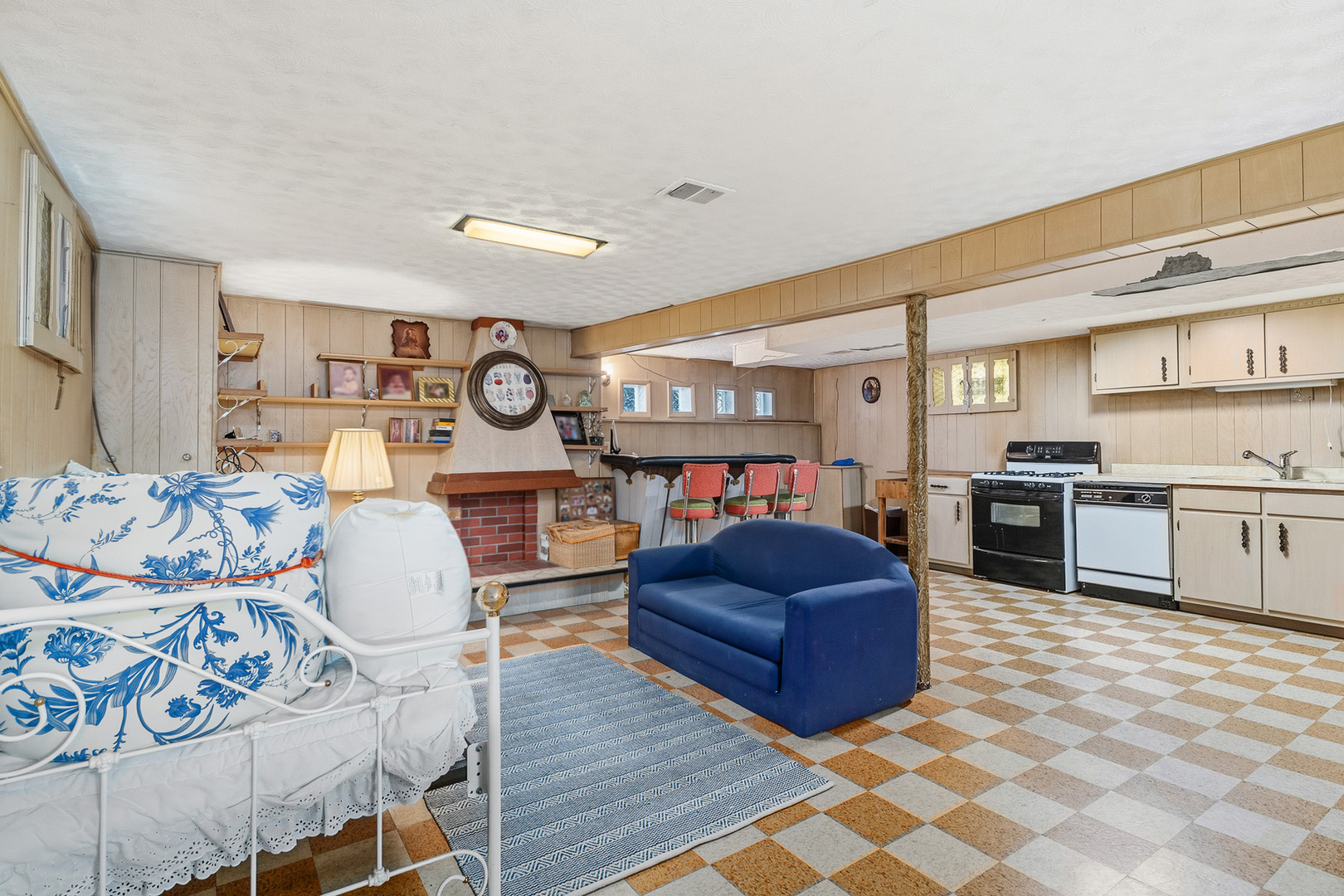 2430 Westover Avenue North Riverside, IL 60546 - Photo 19 of 47 Gallery Image 19
