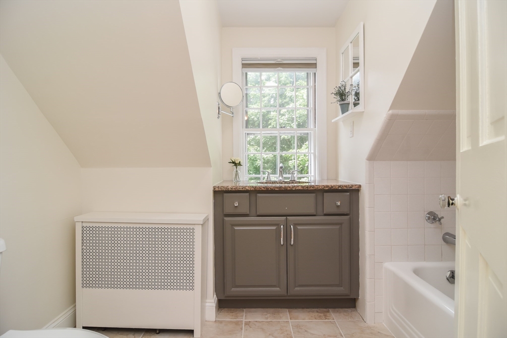 24 Bellevue Road Stoneham, MA 02180 - Photo 25 of 40