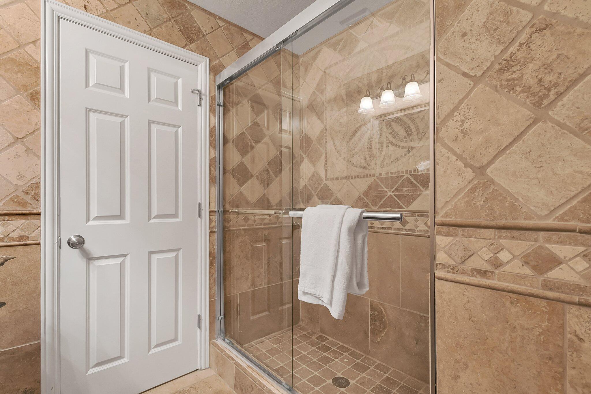 5689 Gingrey Road Dublin, OH 43016 - Photo 34 of 36 Guest Bath
