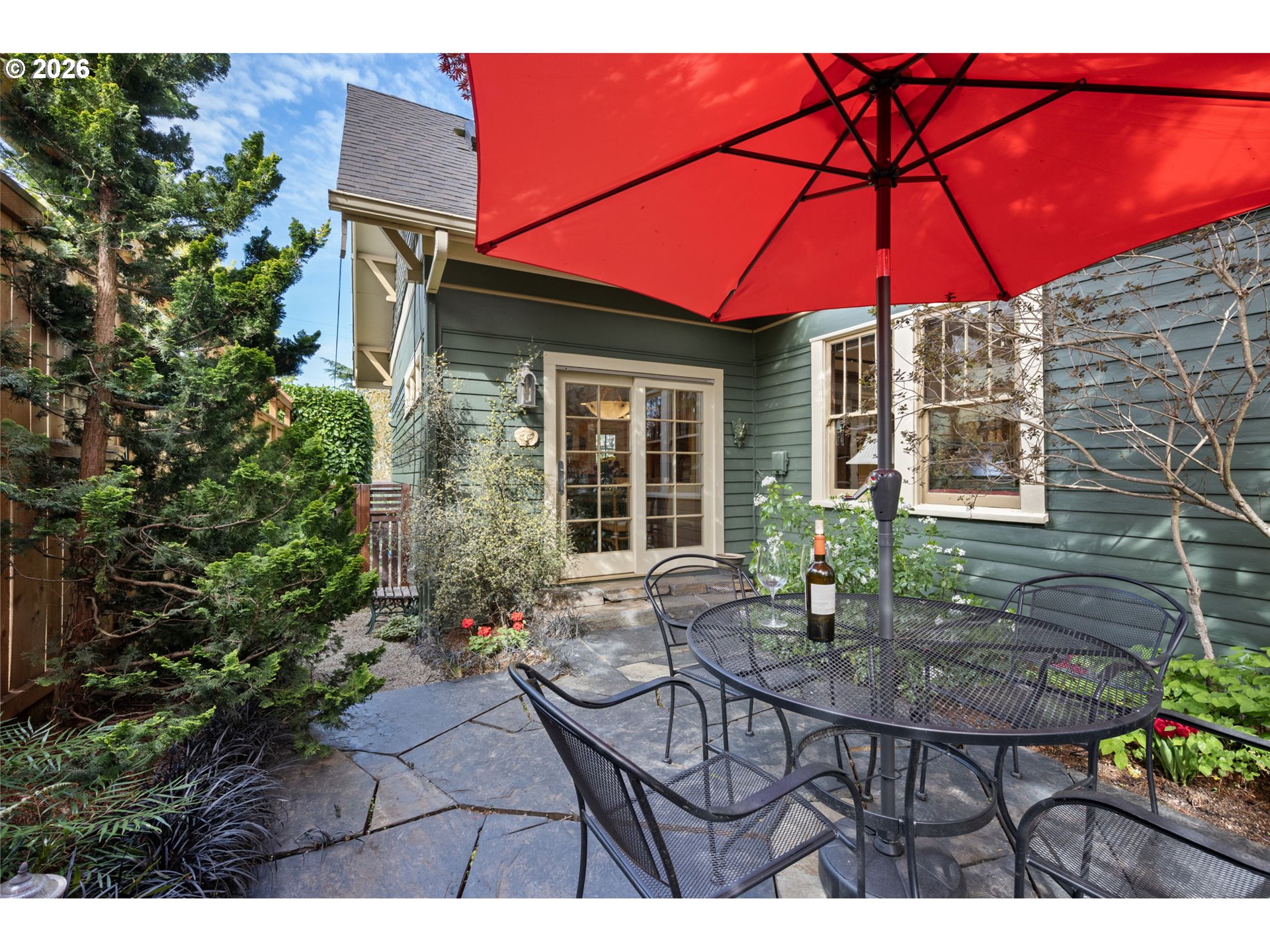 2050 Friendly Street Eugene, OR 97405 - Photo 16 of 48 Patio